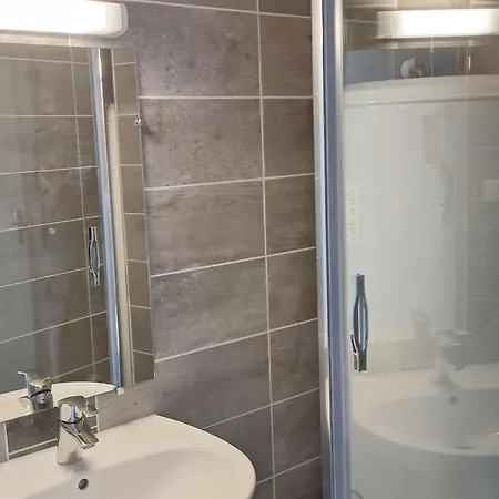 Grand ? 35m² ? Centre ? 4pers/2lits ? Cuisine ? Wifi Appartement Candé