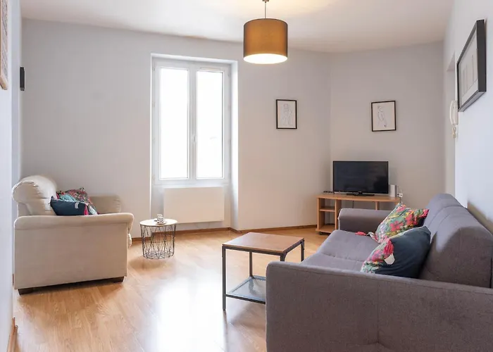 Grand ? 35m² ? Centre ? 4pers/2lits ? Cuisine ? Wifi